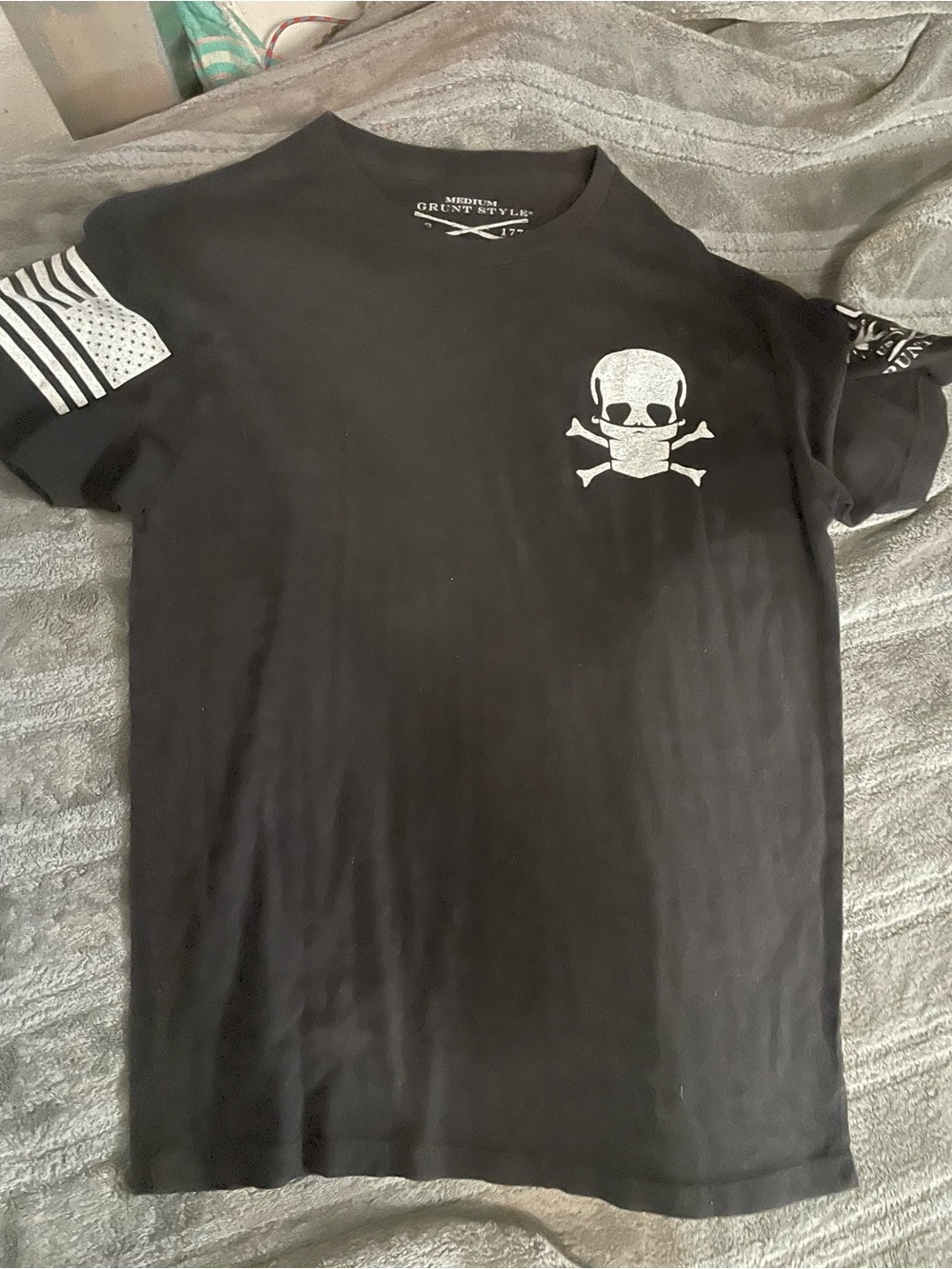 Lot of 12 grunt style mens medium shirts - Picture 11 of 14